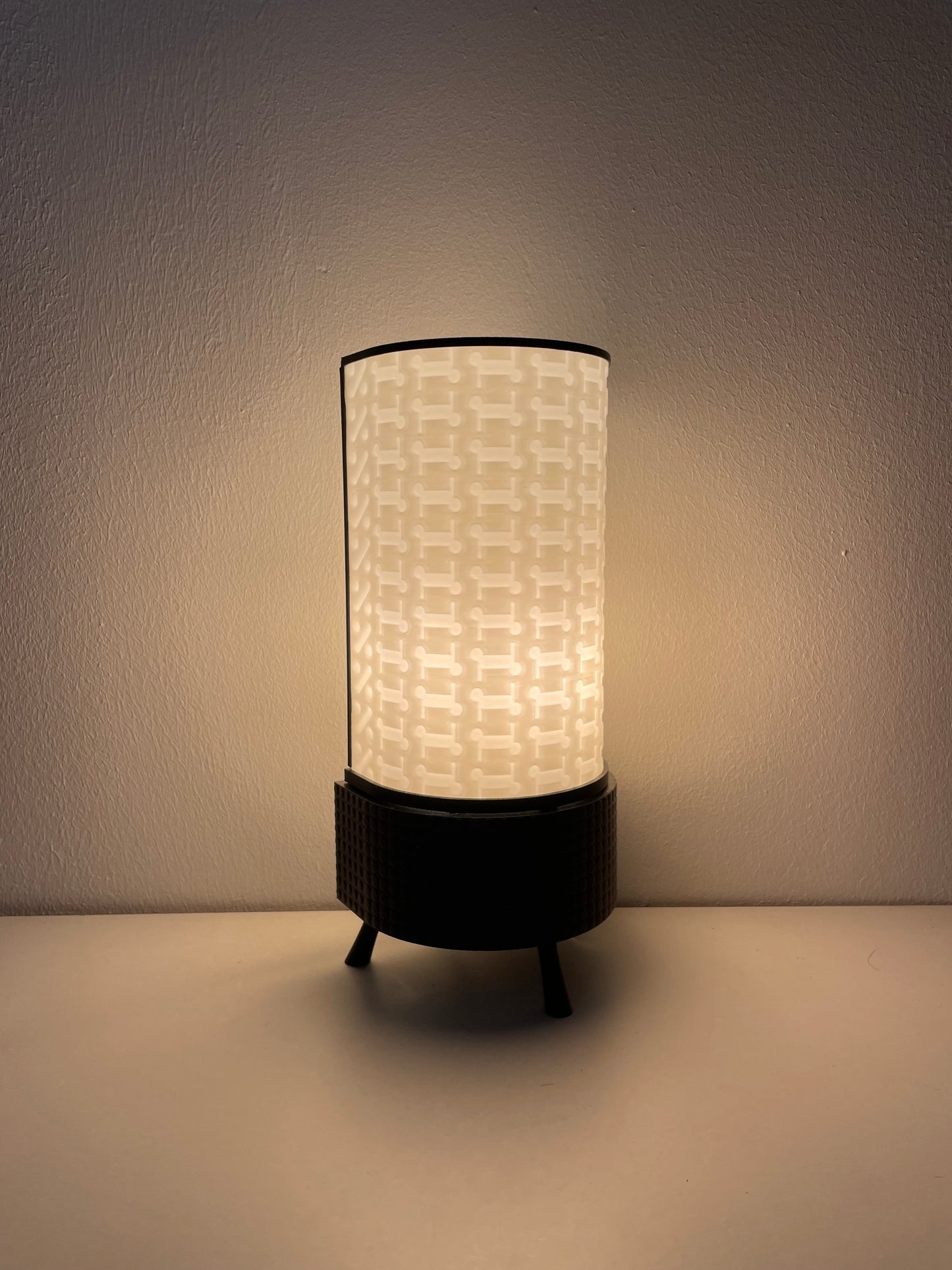 Lampa L01