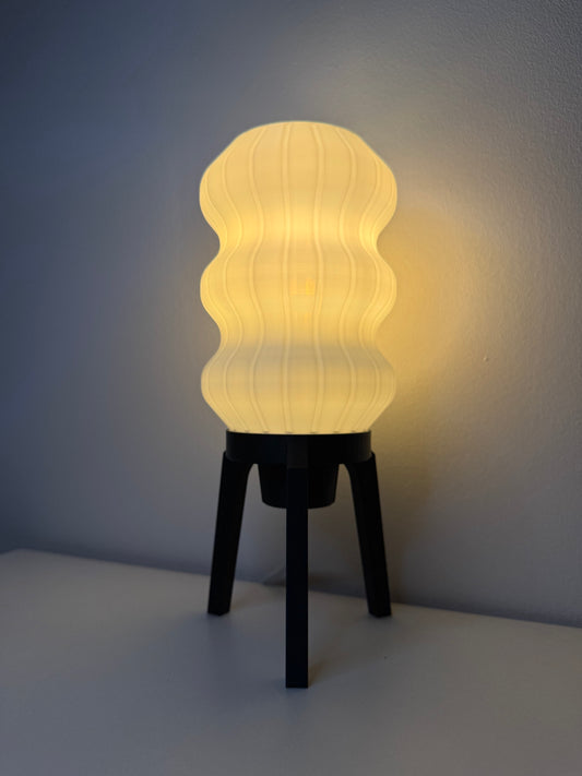 Lampa L06